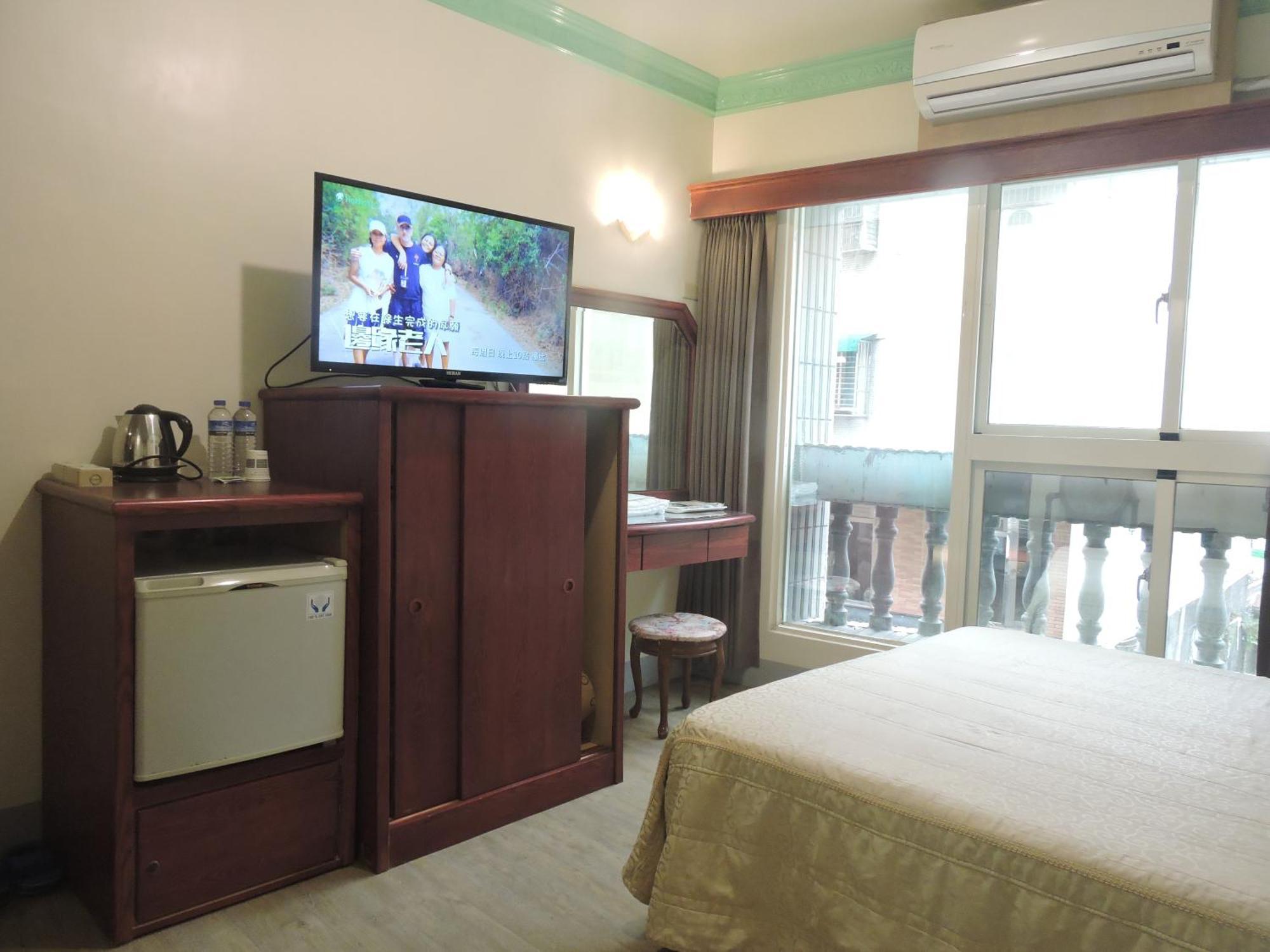 Longchi Hot-Spring Hotel Jiaoxi Buitenkant foto
