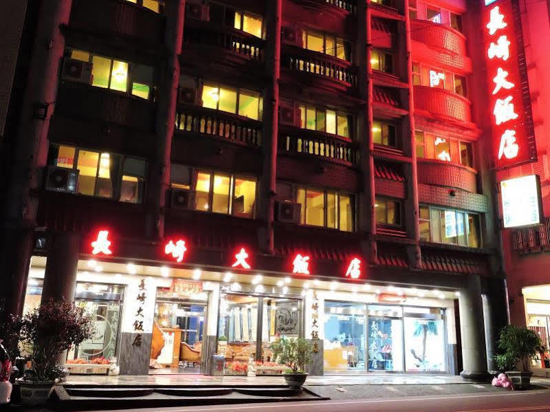 Longchi Hot-Spring Hotel Jiaoxi Buitenkant foto